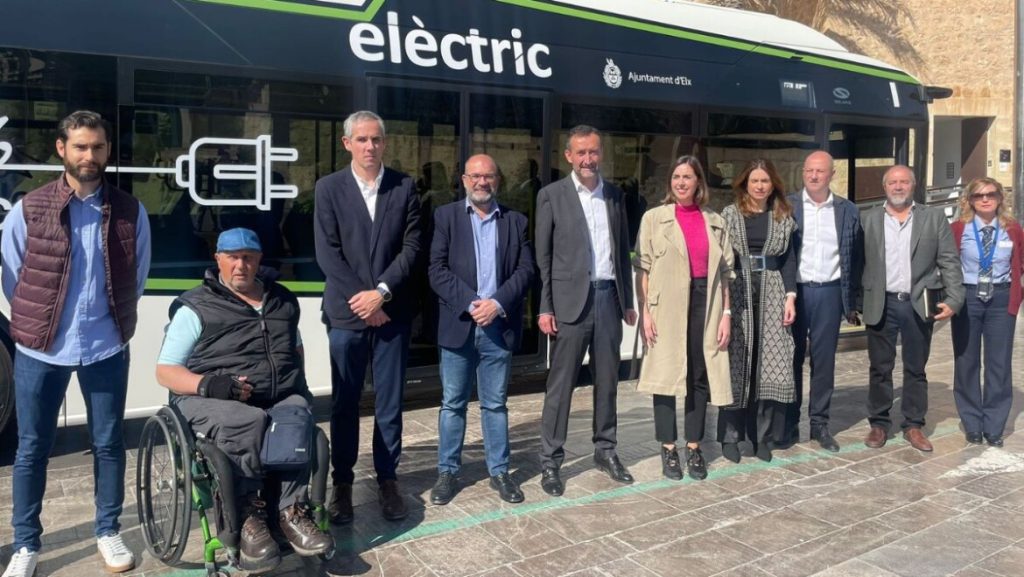 Primero de los ocho autobuses 100% eléctricos que tendrá Elche