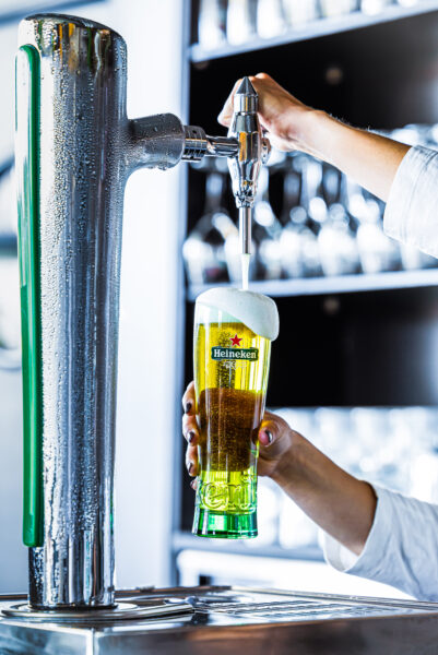 Heineken España un millón de vasos 99% de vidrio reciclado
