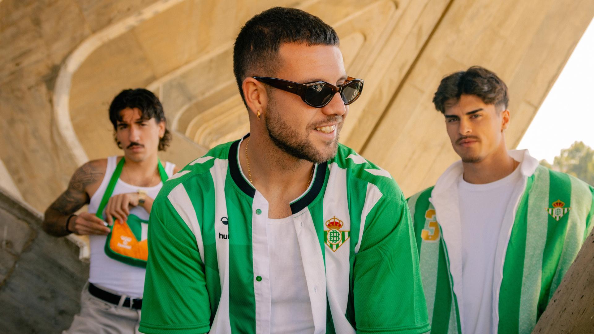 El Real Betis y Equipo FC nueva colección sostenible